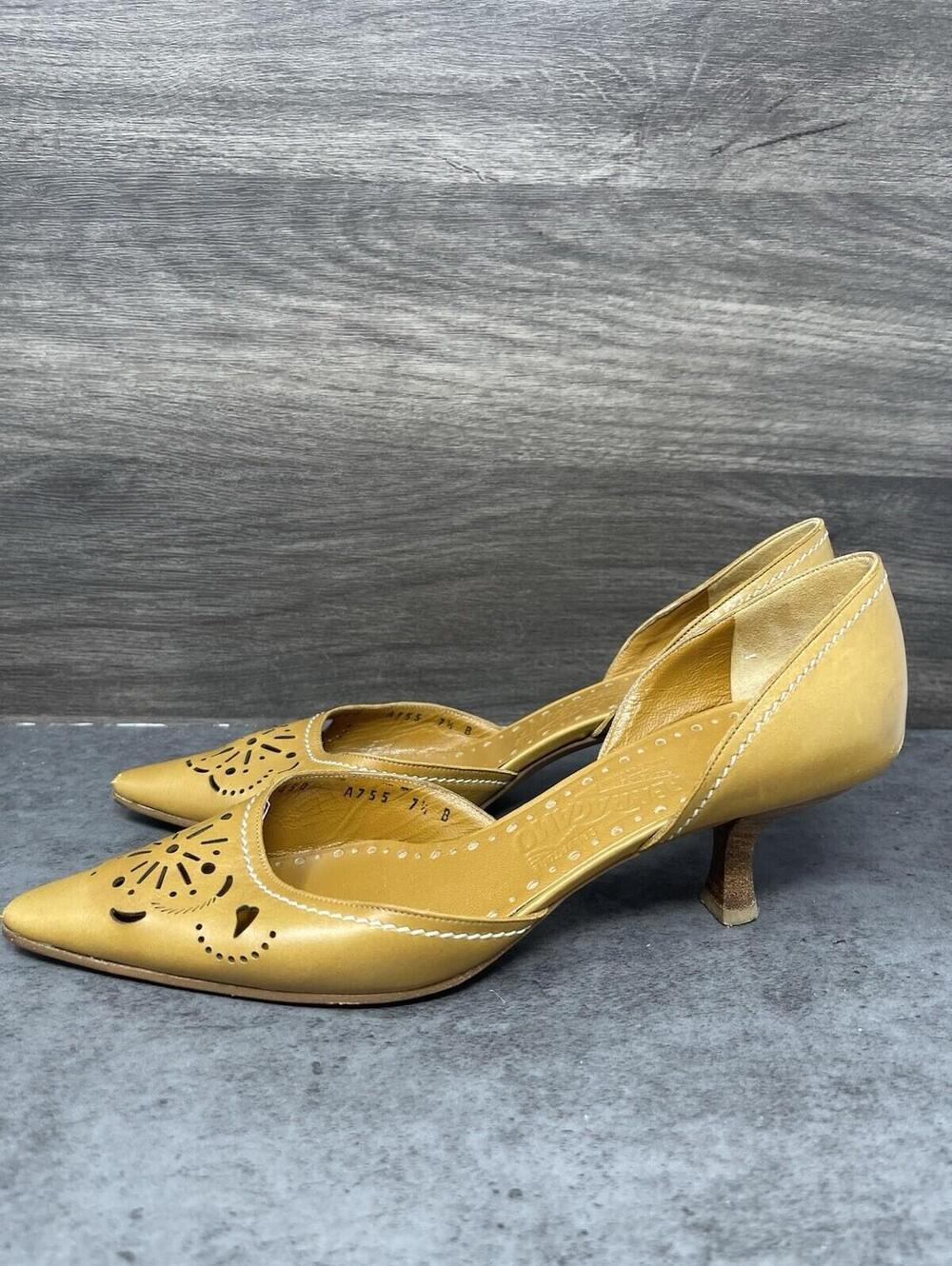 Salvatore Ferragamo D’orsay Heels Womens Size 7.5 Brown Leather Pointed Toe